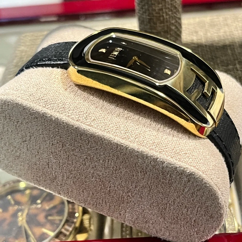 FENDI CHAMELEON AUTHENTIC DOUBLE ICONIC ‘F’ LEATHER DIAMOND WATCH